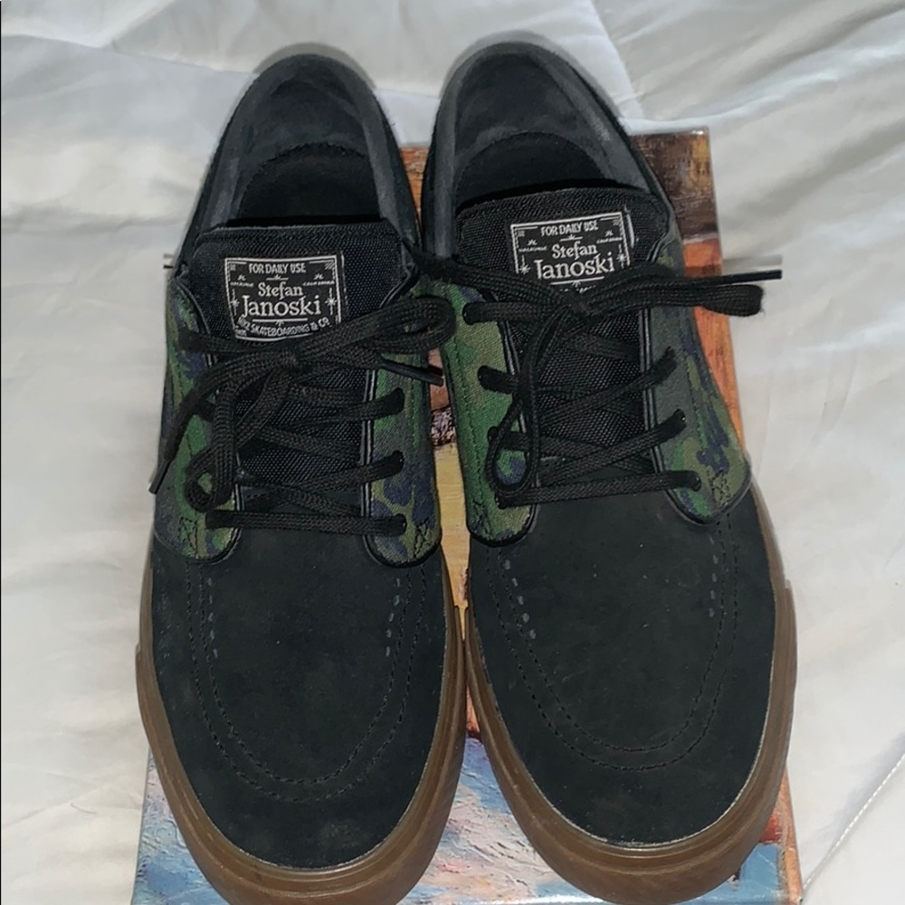 Nike Stefan Janoski Urban Camo Low’s